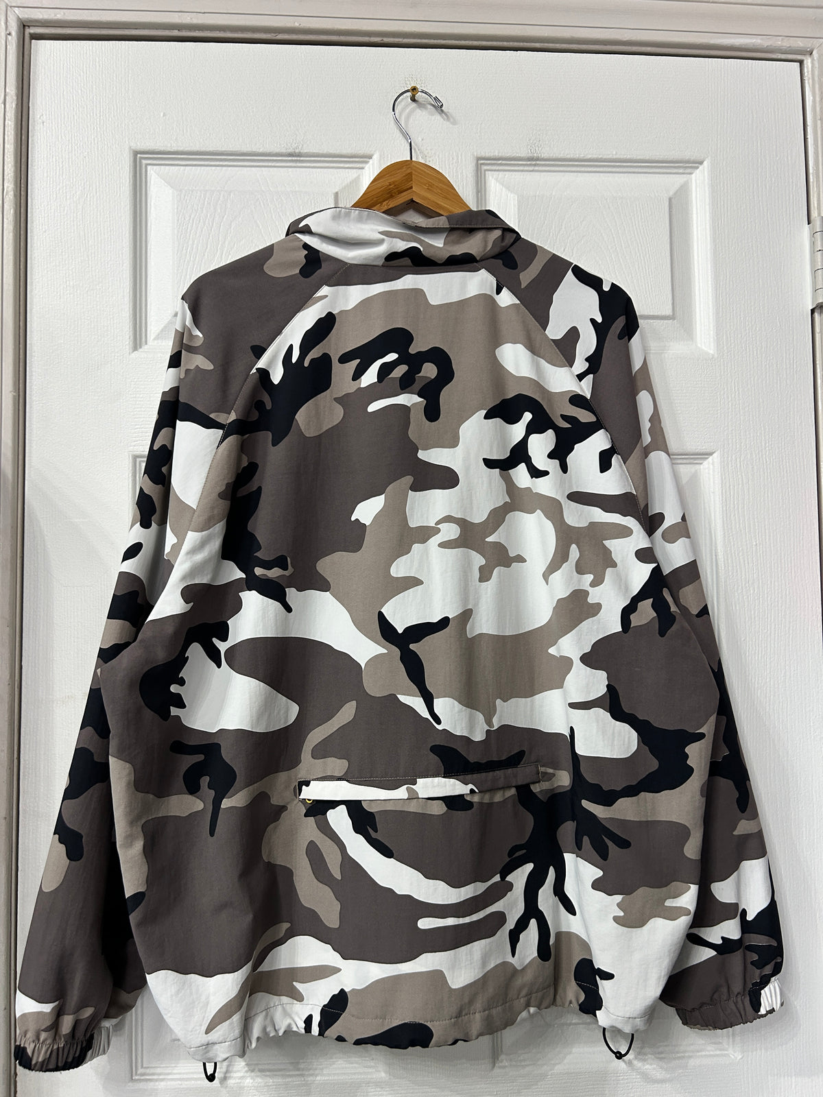 Supreme Camo Windbreaker L