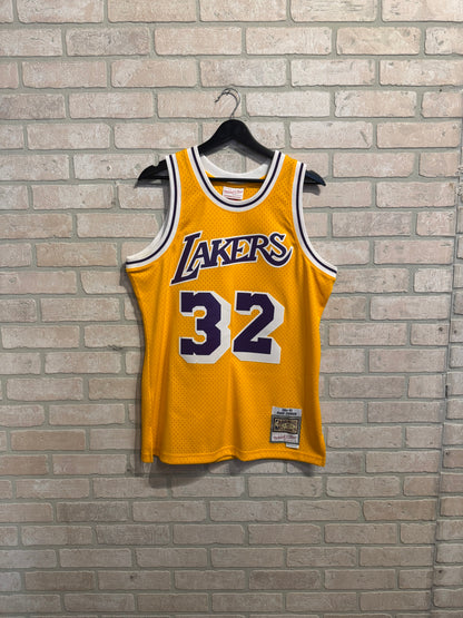 LA Lakers Magic Johnson Jersey M