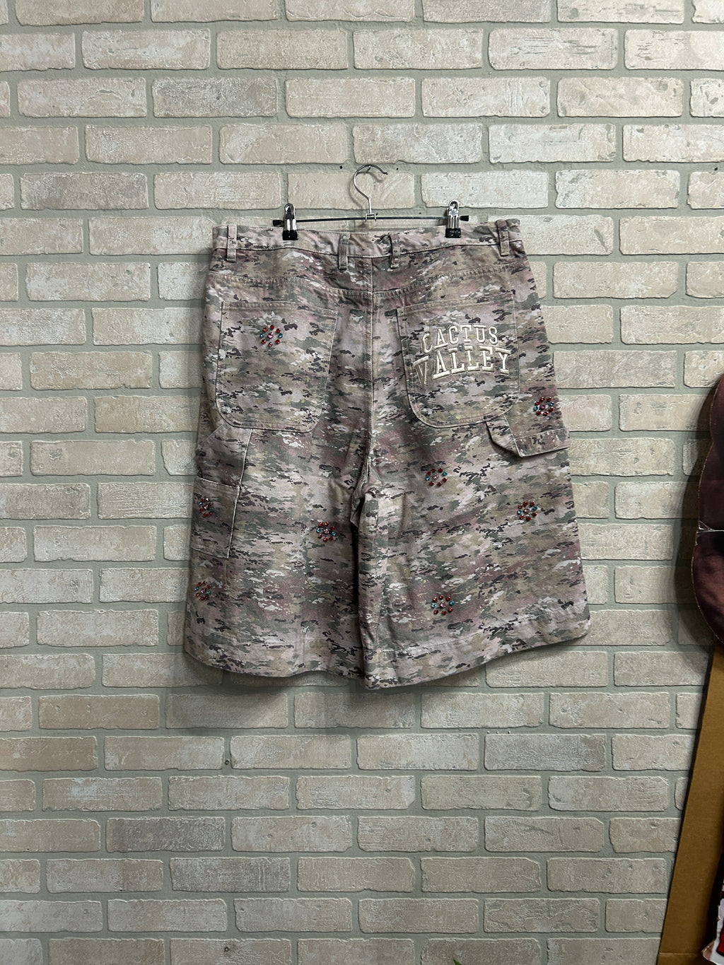 Azva studios Crystal Camo Shorts L