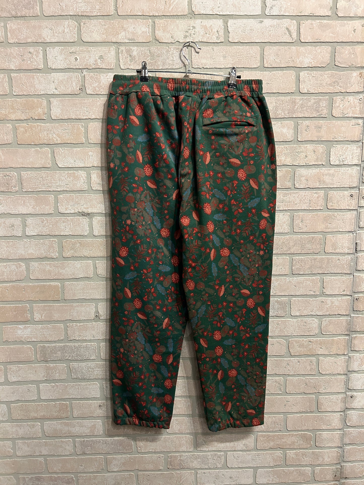 Eric Emanuel Sweatpants XL