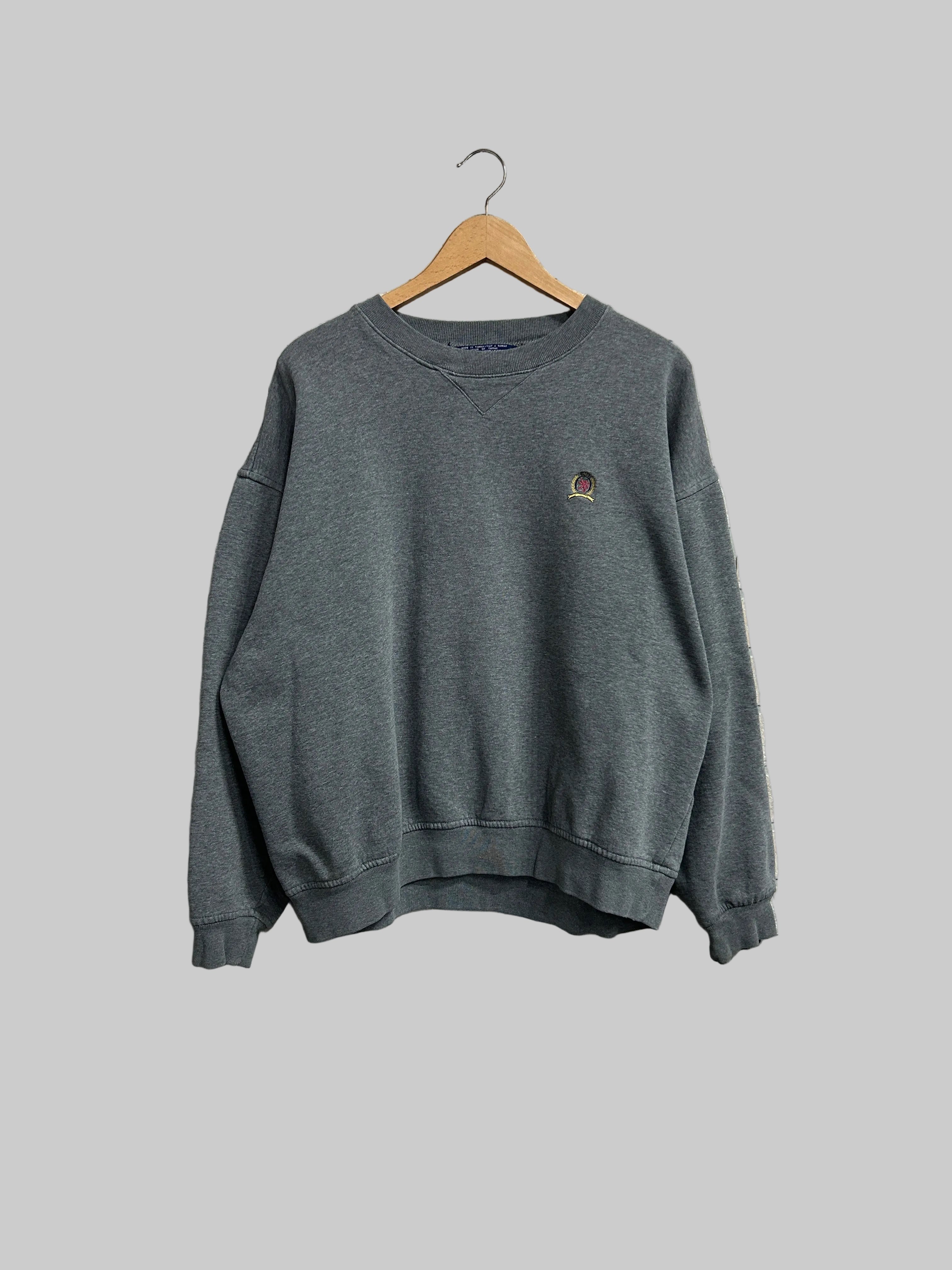 Vintage y2k Tommy Hilfiger Crewneck XL