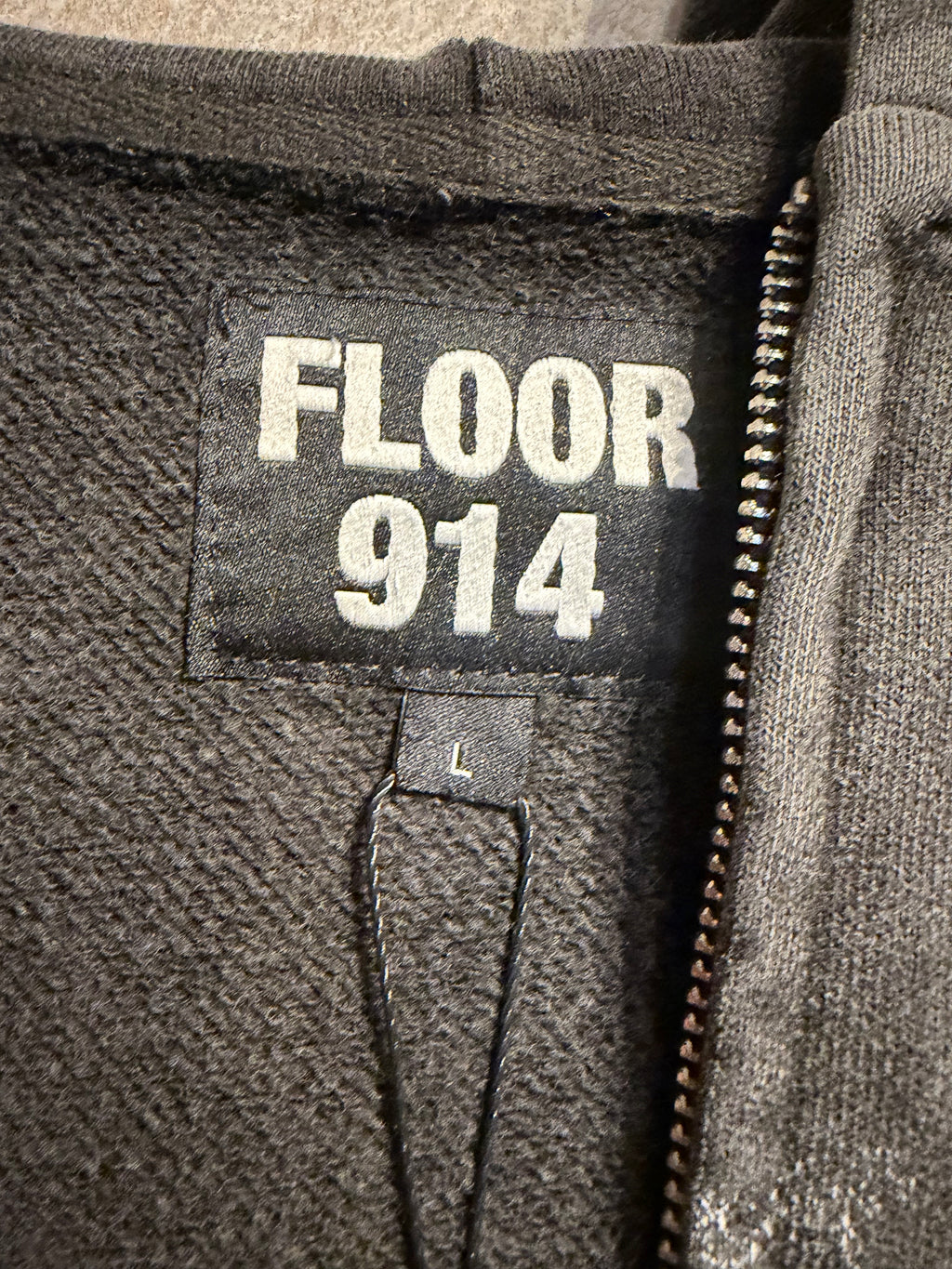 Floor 914 Hoodie L