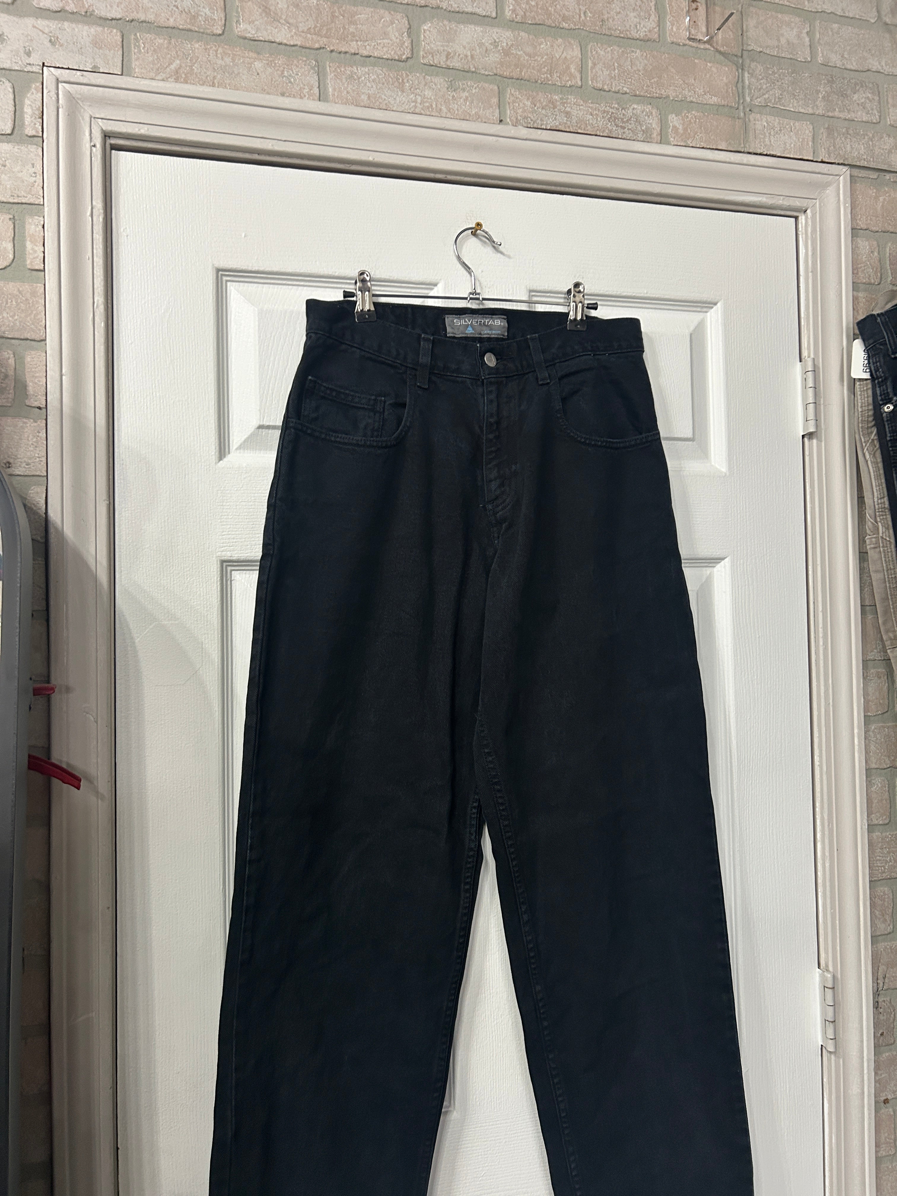 Vintage Baggy Levi’s Silvertab Jeans 32