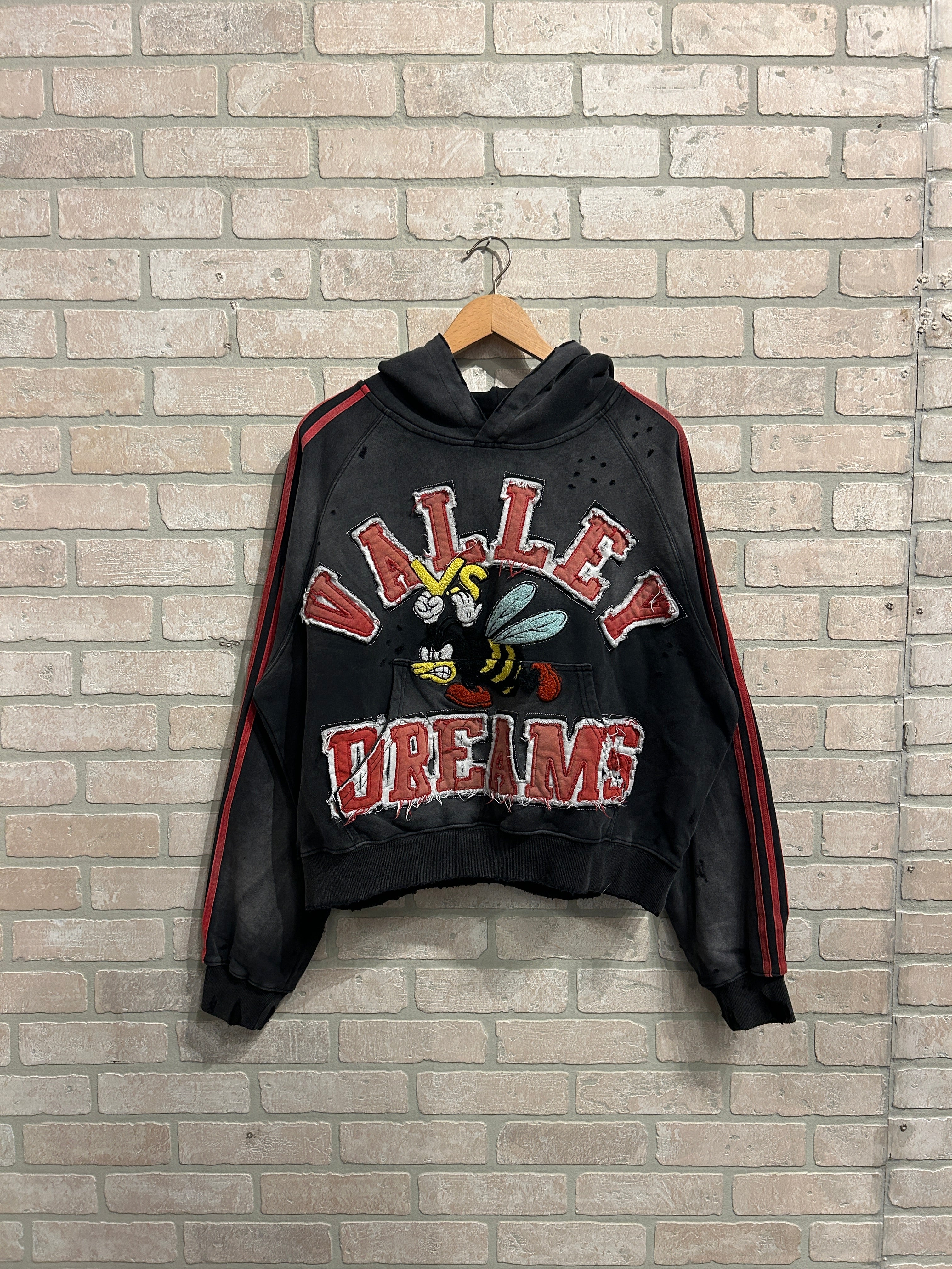 Vale Hoodie S & XL