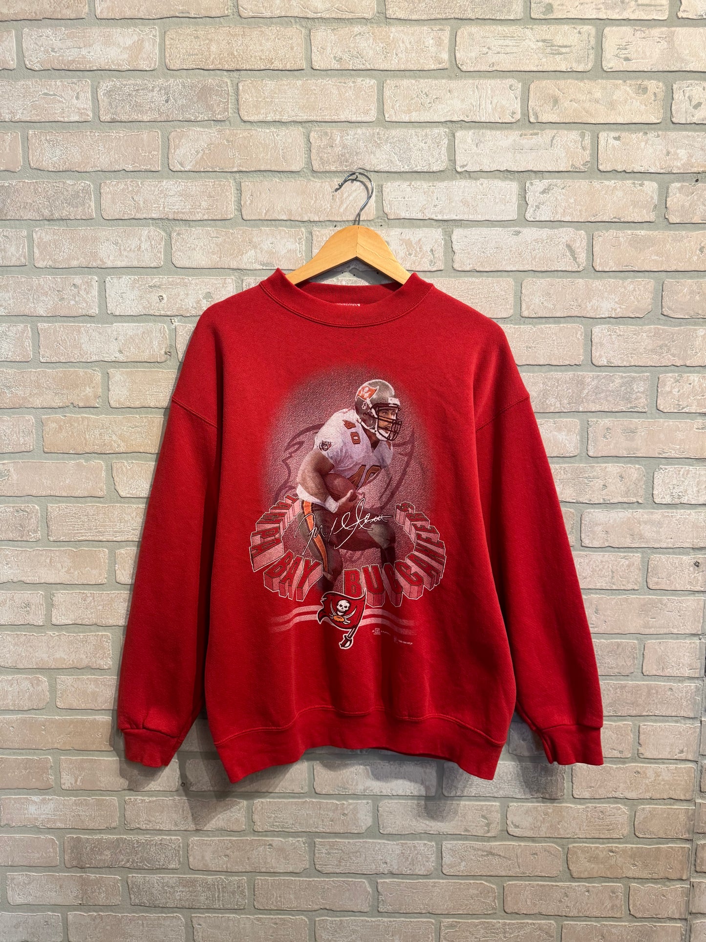 Vintage Tampa Bay Buccaneers Crewneck L