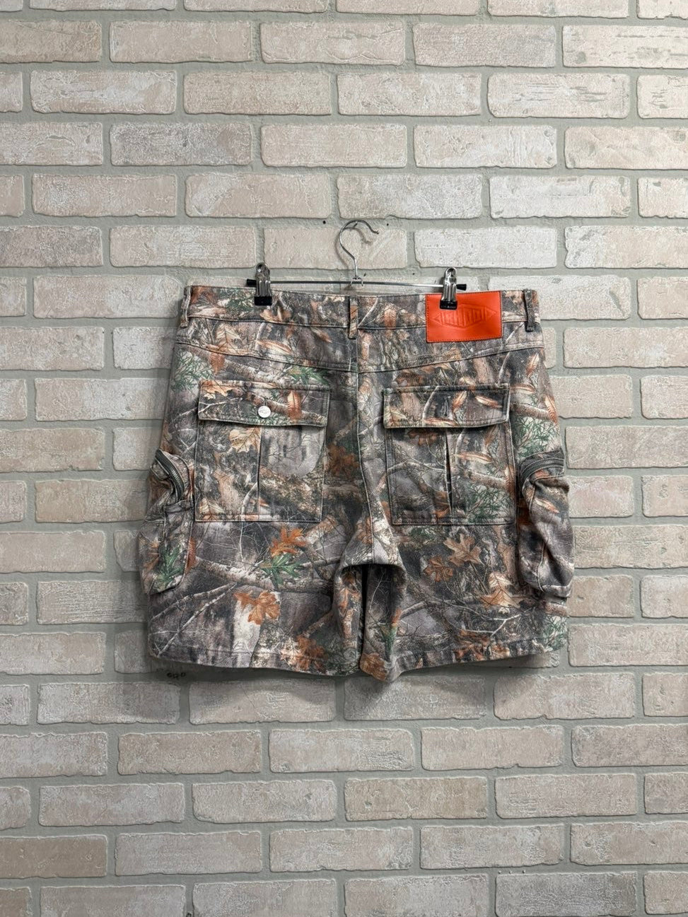 HMDD Camo Cargo Shorts L