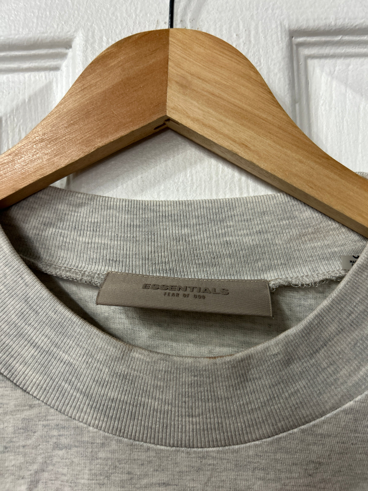 Essentials Tee S