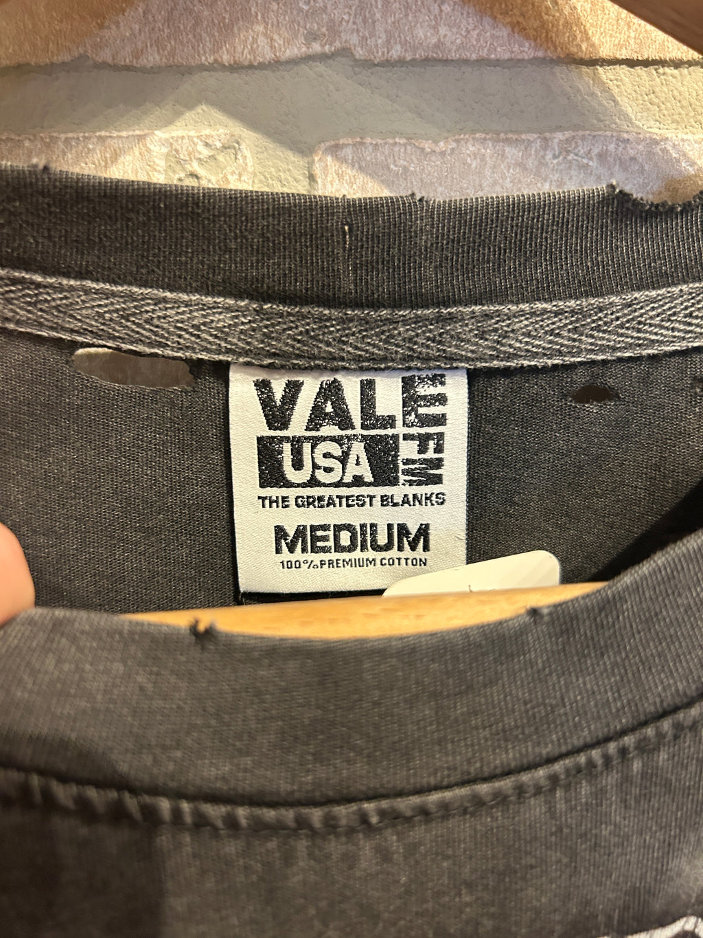 Vale Tee