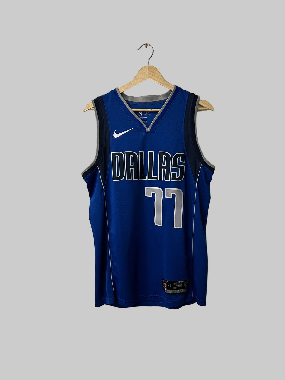 Luka Dončić Jersey S