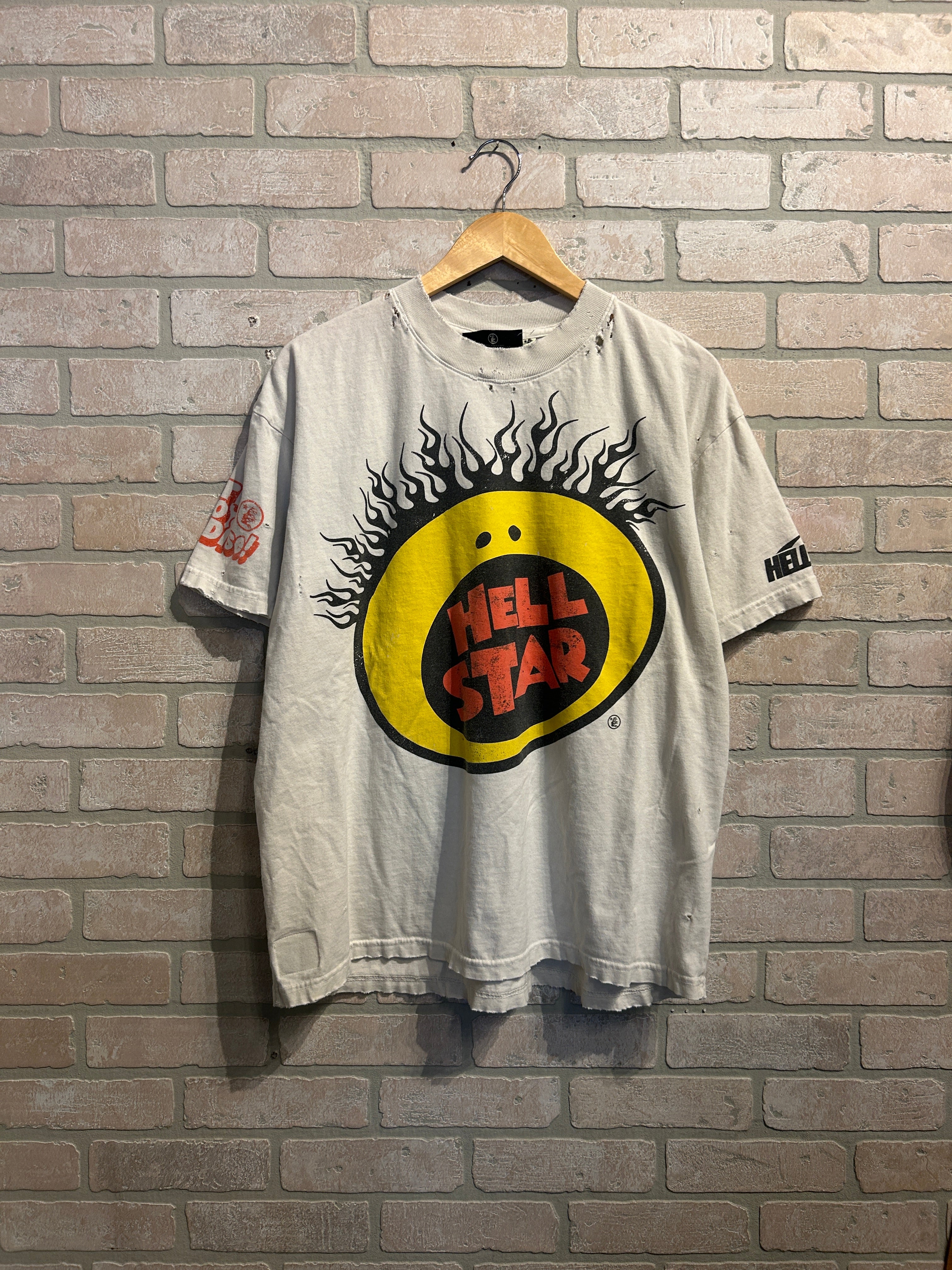 Hellstar Tee L