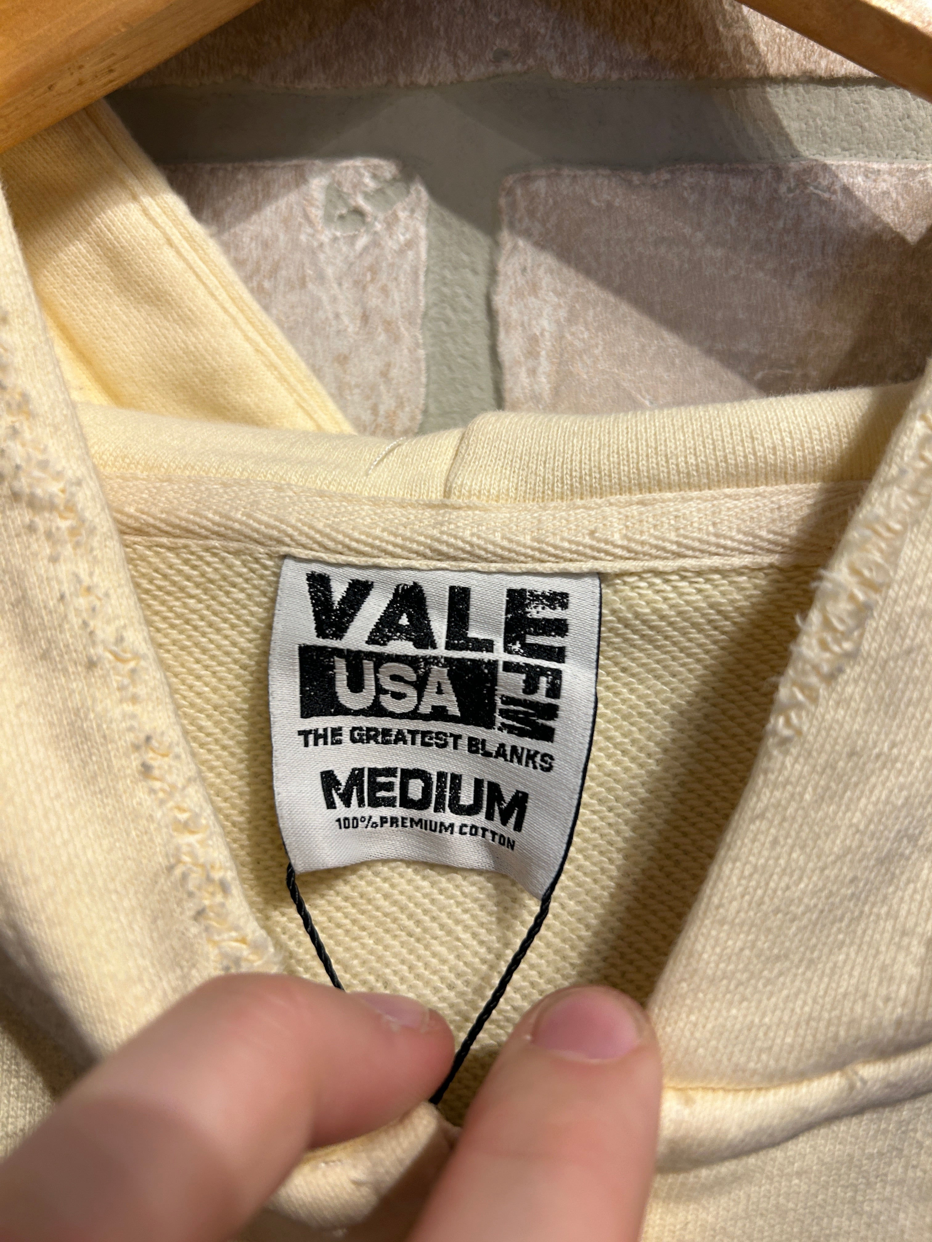 Vale Zip Hoodie