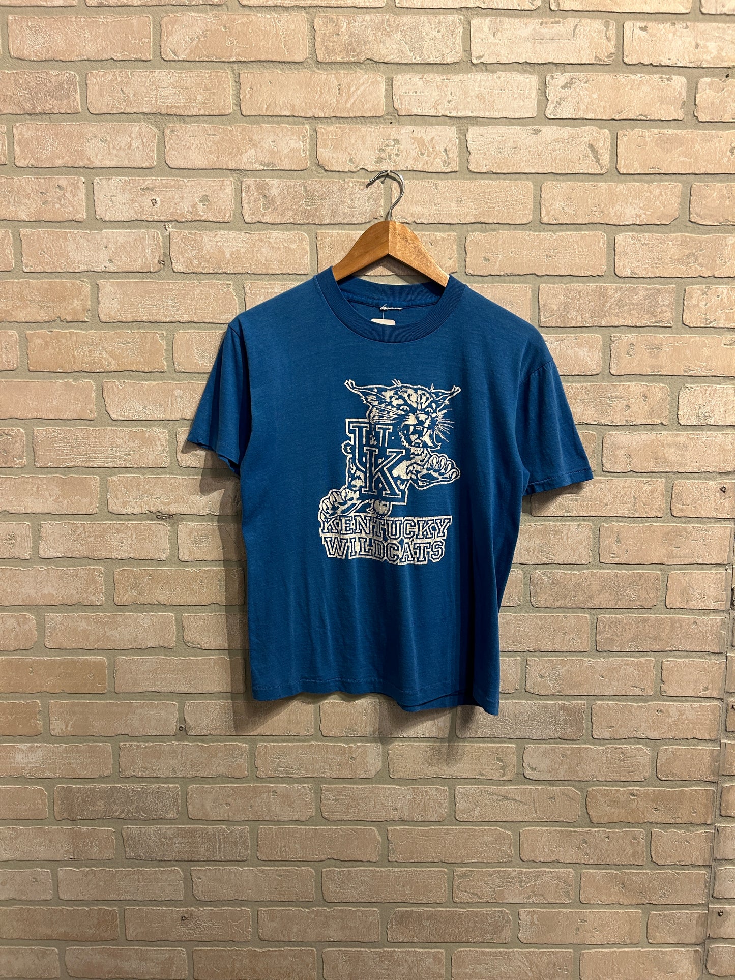 Small 80’s Kentucky Wildcats Tee