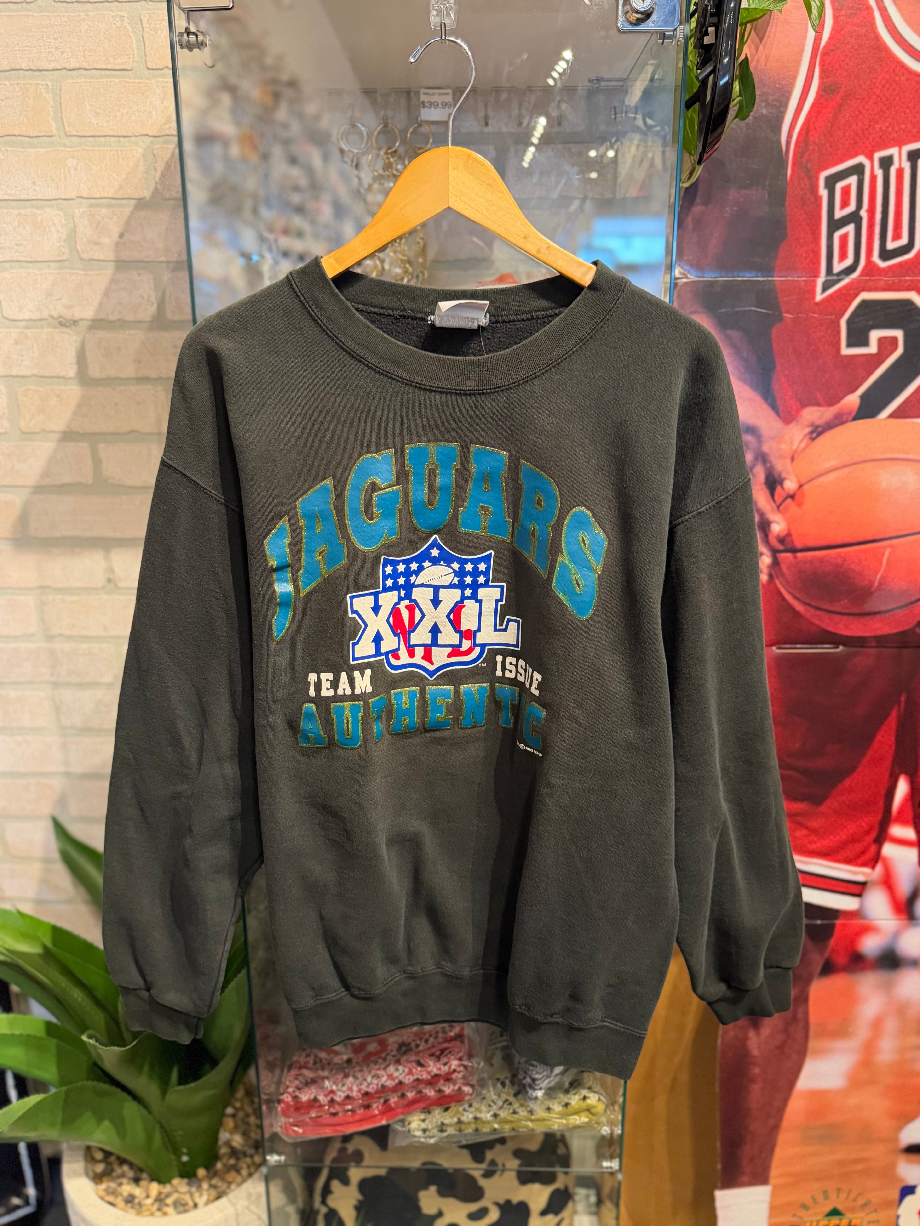Vintage Jaguar Crewneck L