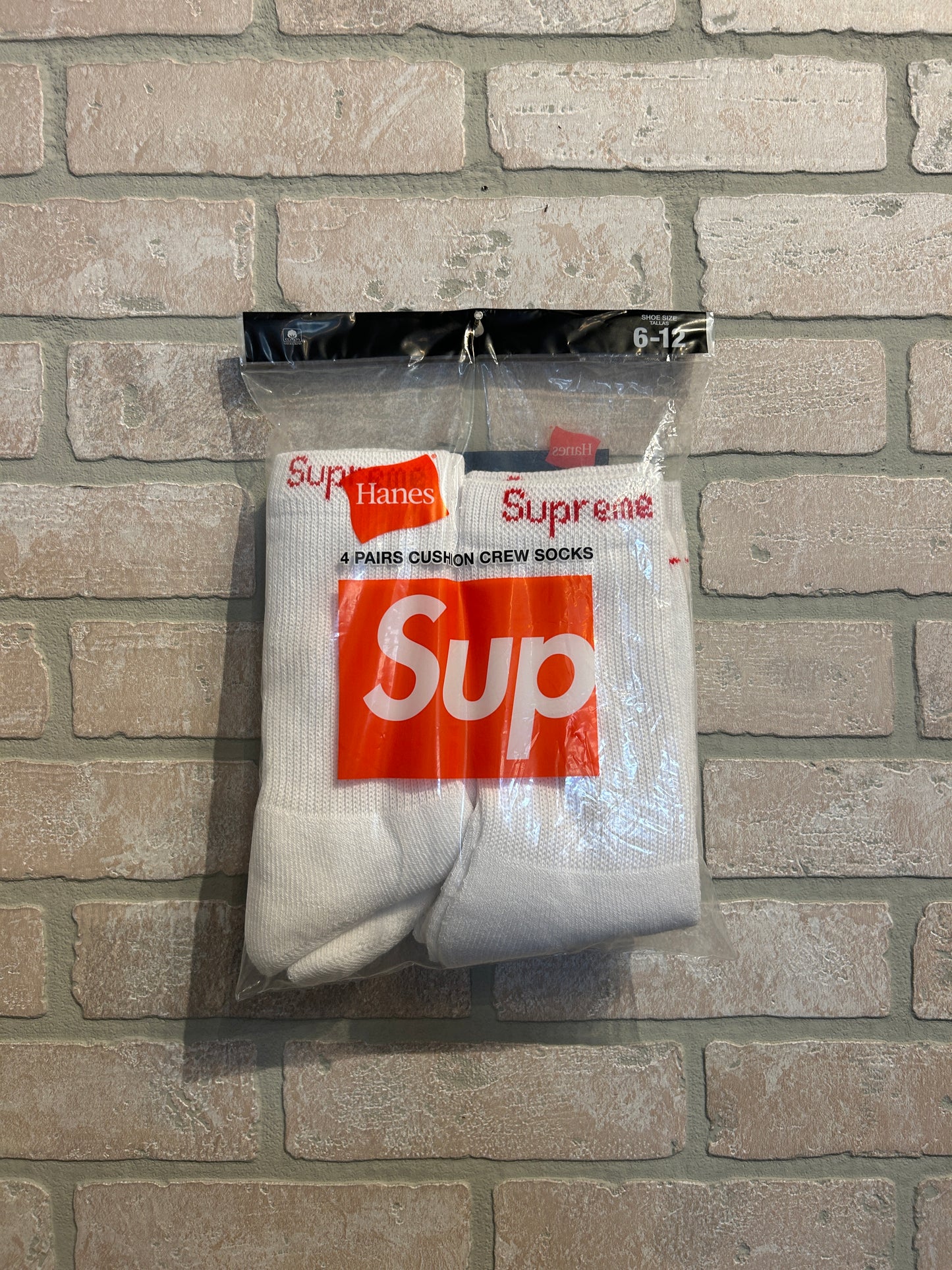 Supreme Socks