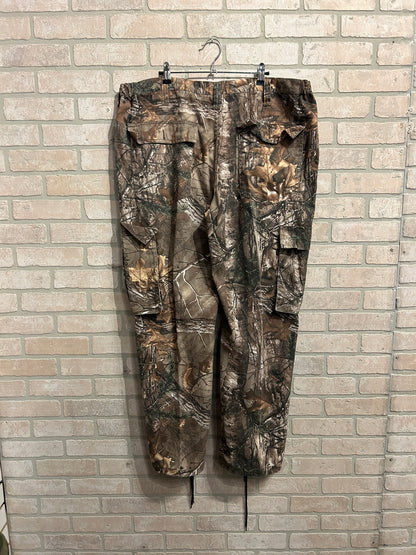 Camo Cargo Pants 40/42