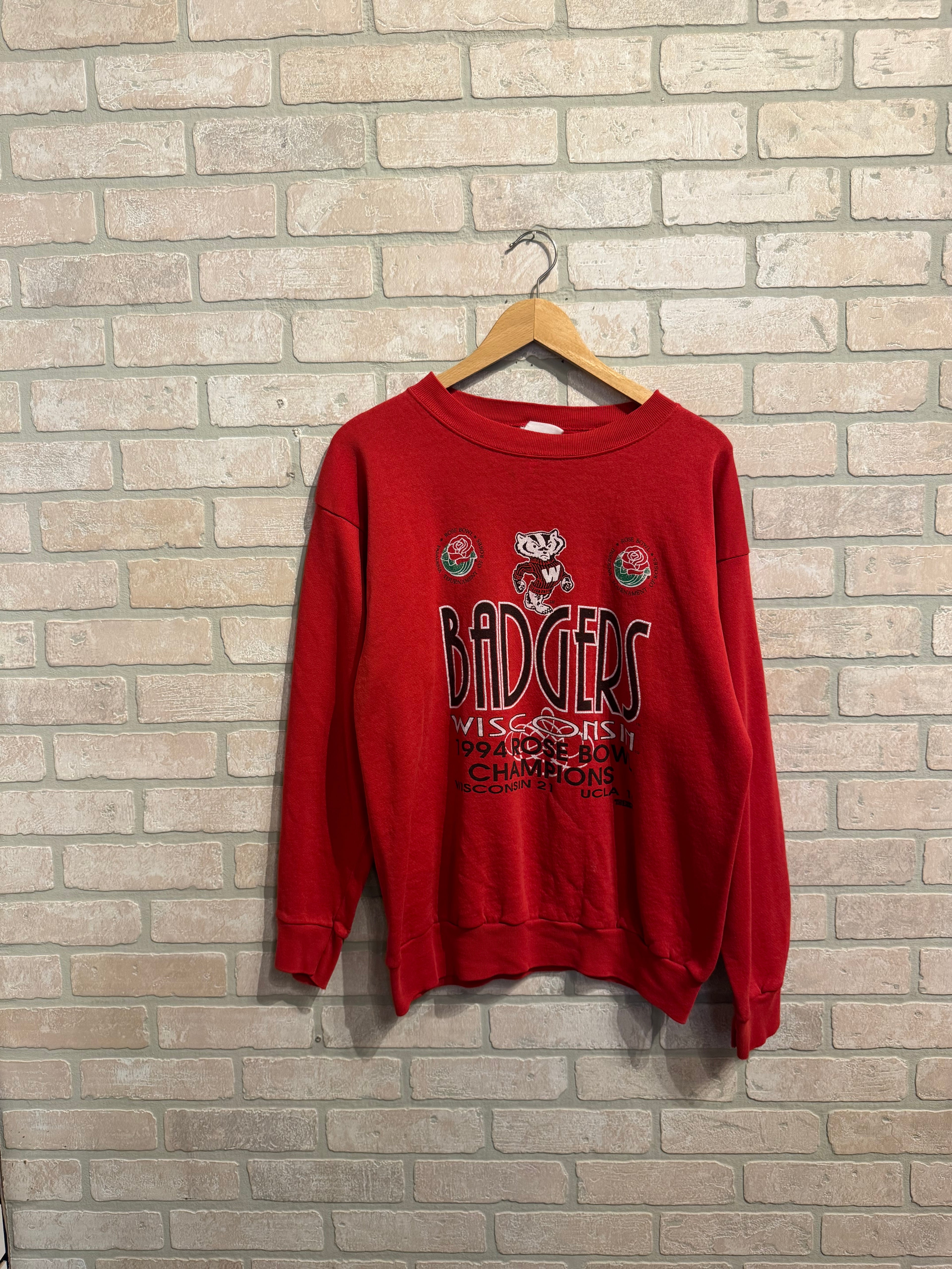 Vintage Wisconsin Badgers Crewneck M