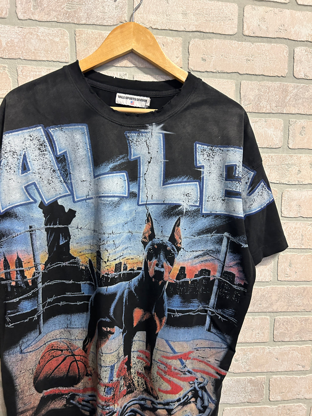 Vale Tee
