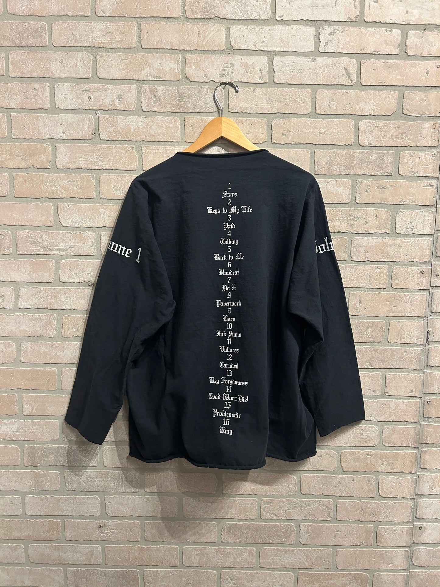 Ye Vultures Longsleeve
