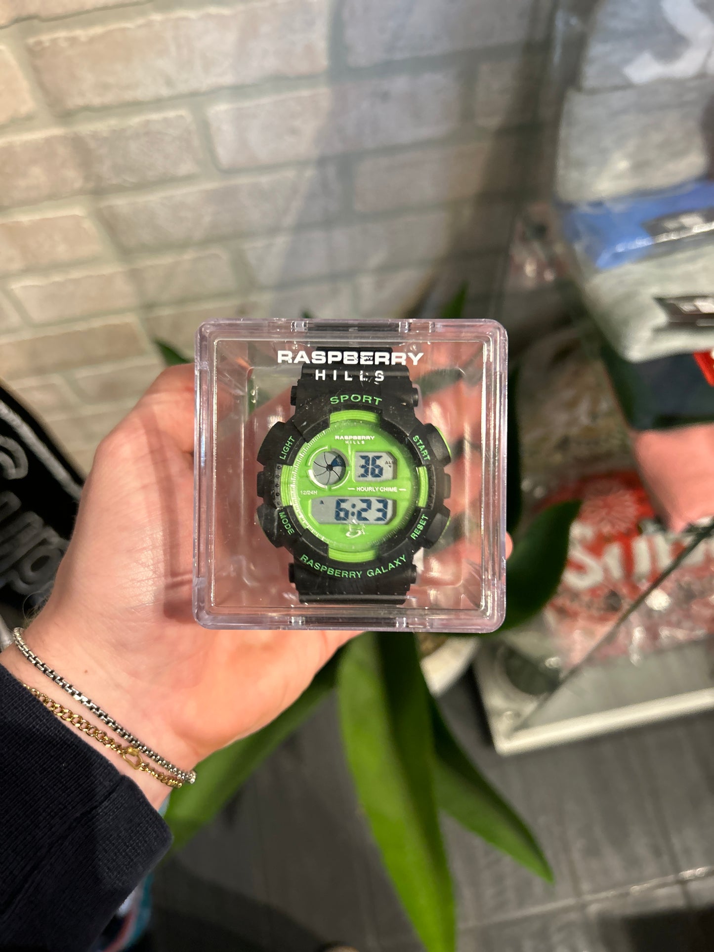 GVGallery/Raspberry G Shock Watch