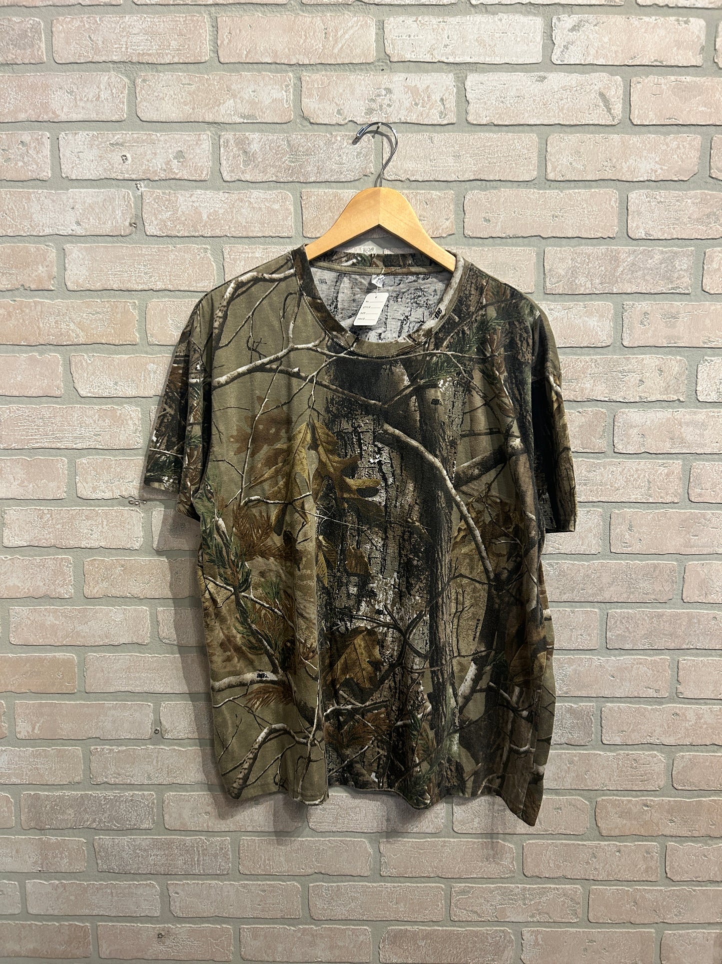Camo Tee L