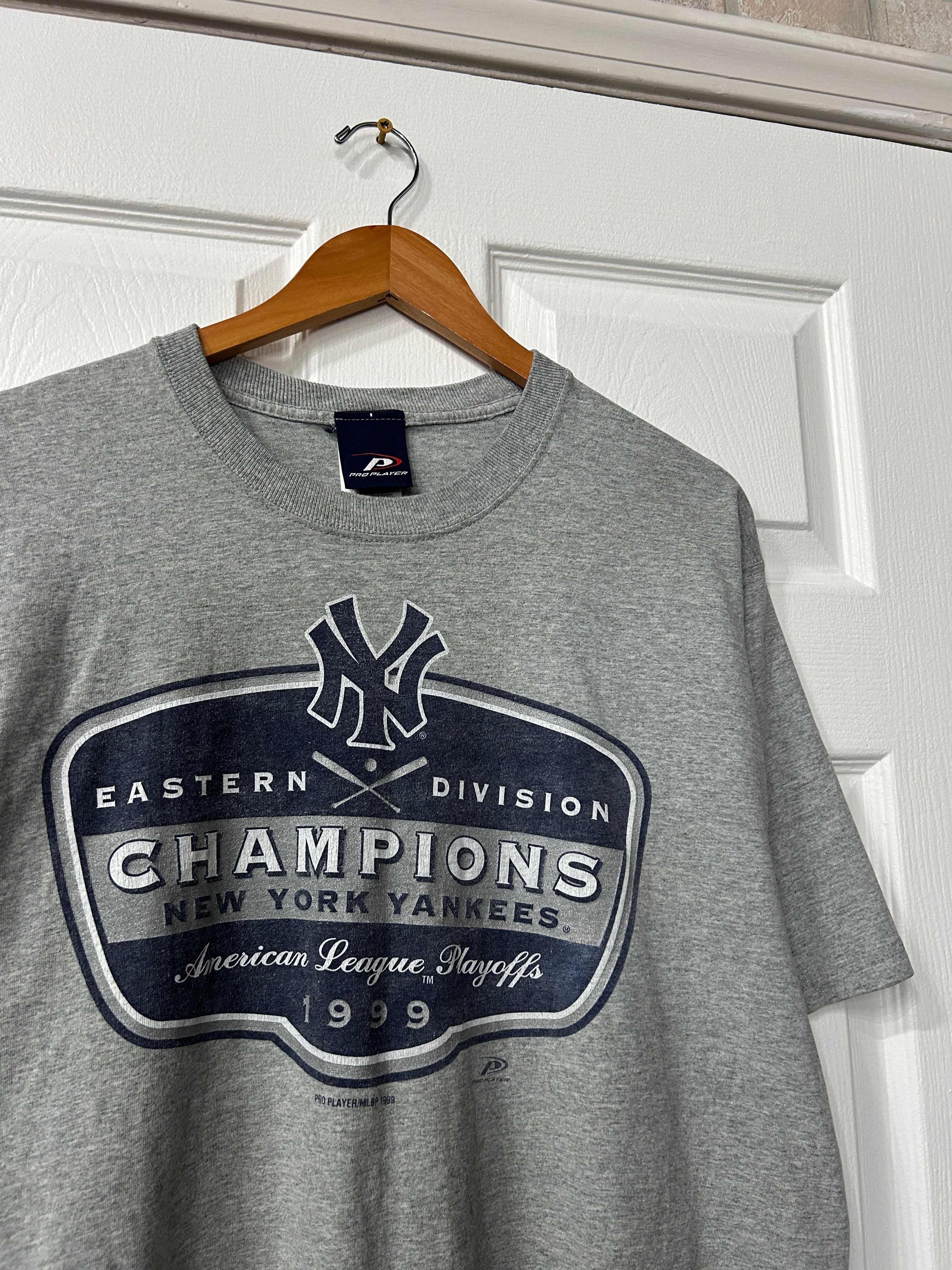 Vintage NY Yankees Tee L