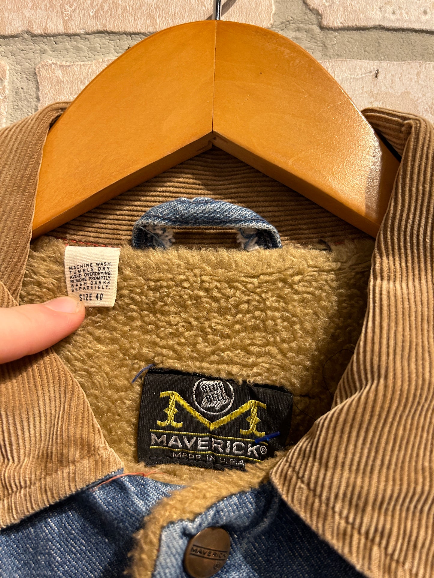 Vintage 80’s Jean Jacket S/M