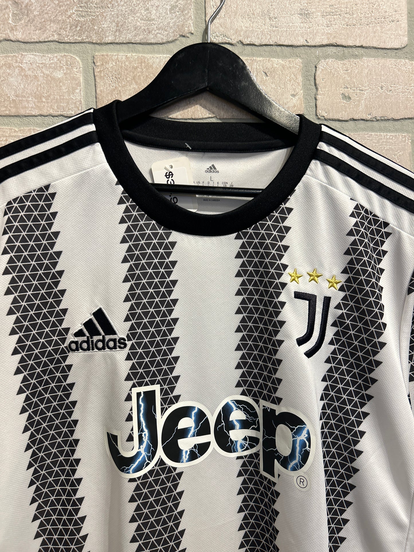 Juventus Soccer Jersey L
