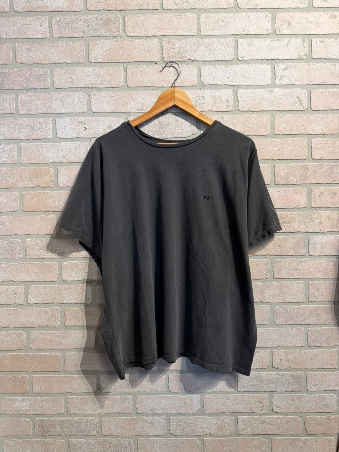 YZY Vultures Tee L/XL