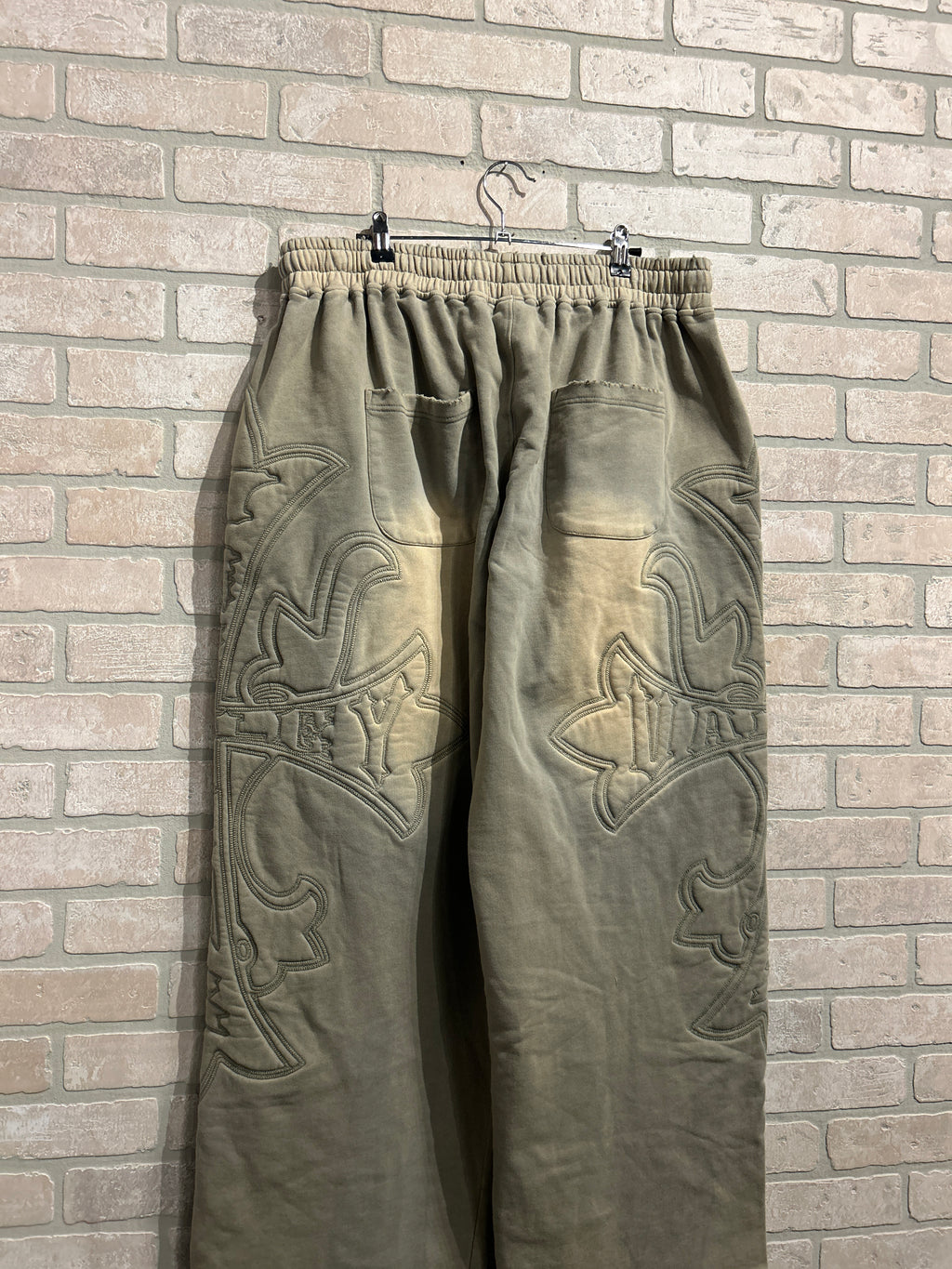 Vale Cross Sweatpants XL