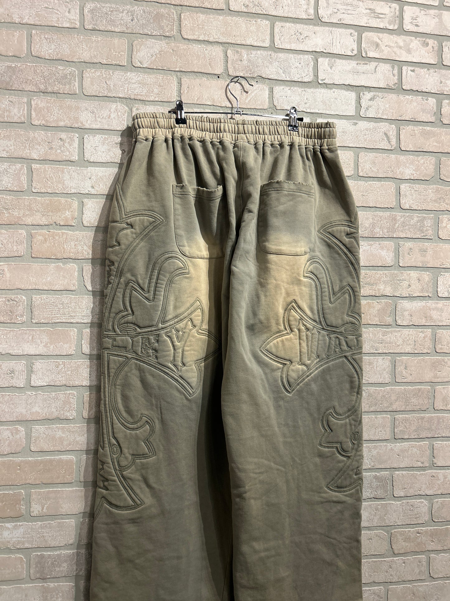 Vale Cross Sweatpants XL