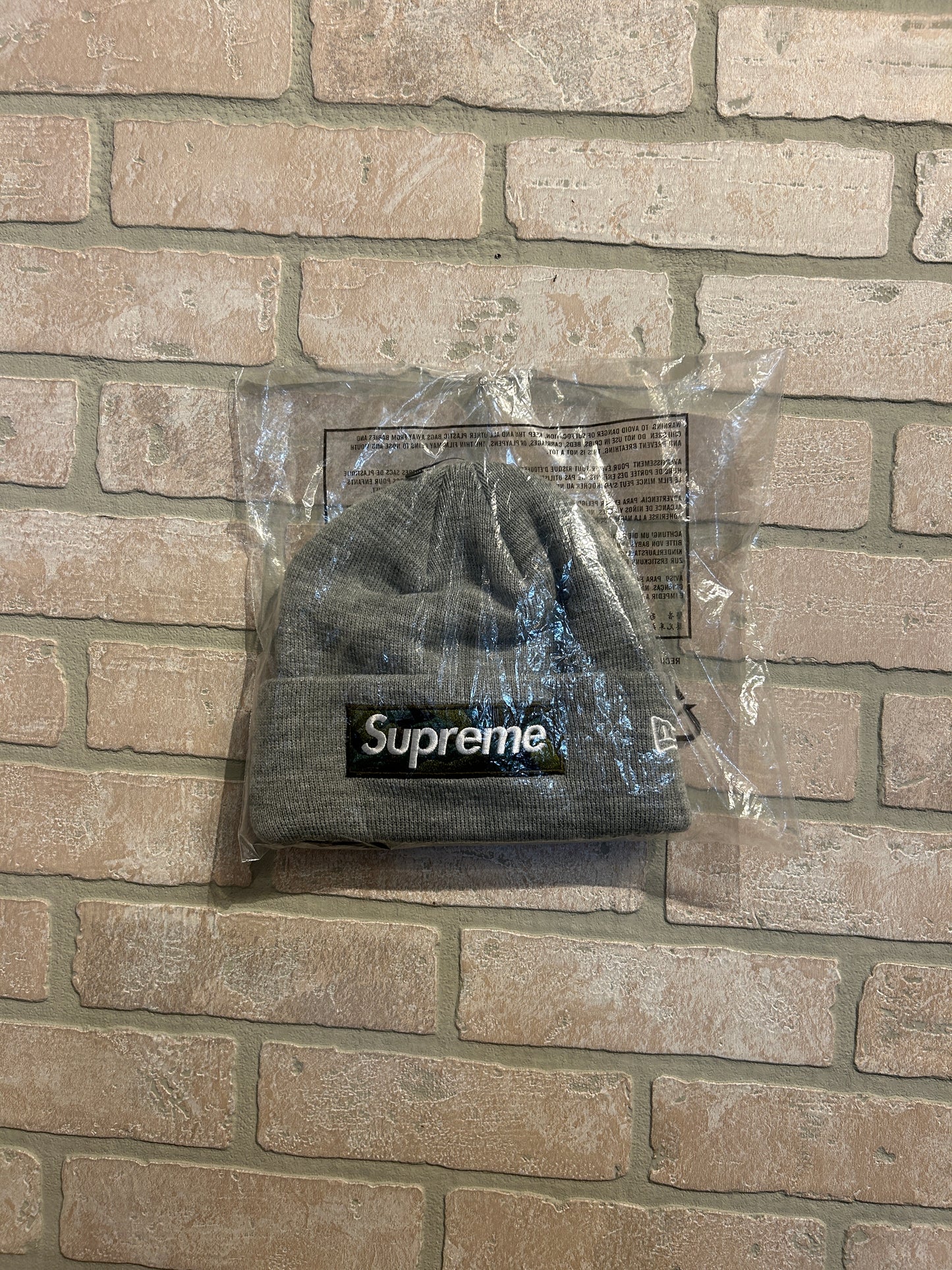 Supreme Camo Beanie