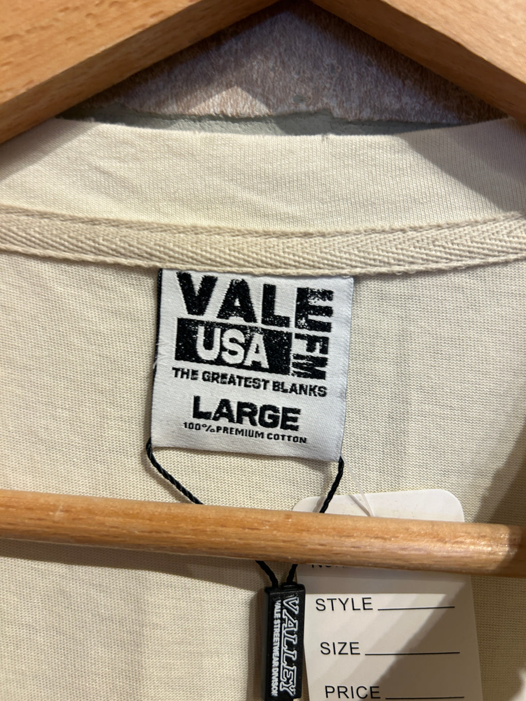 Vale Tee