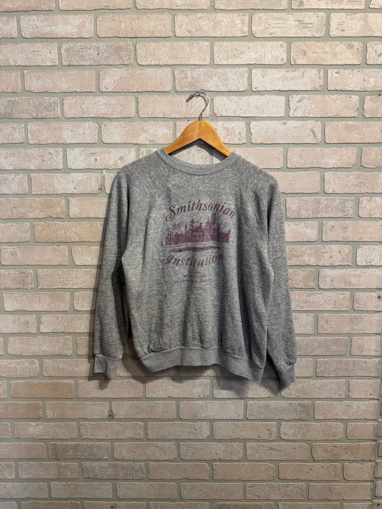 Vintage 80’s Smithsonian Crewneck S