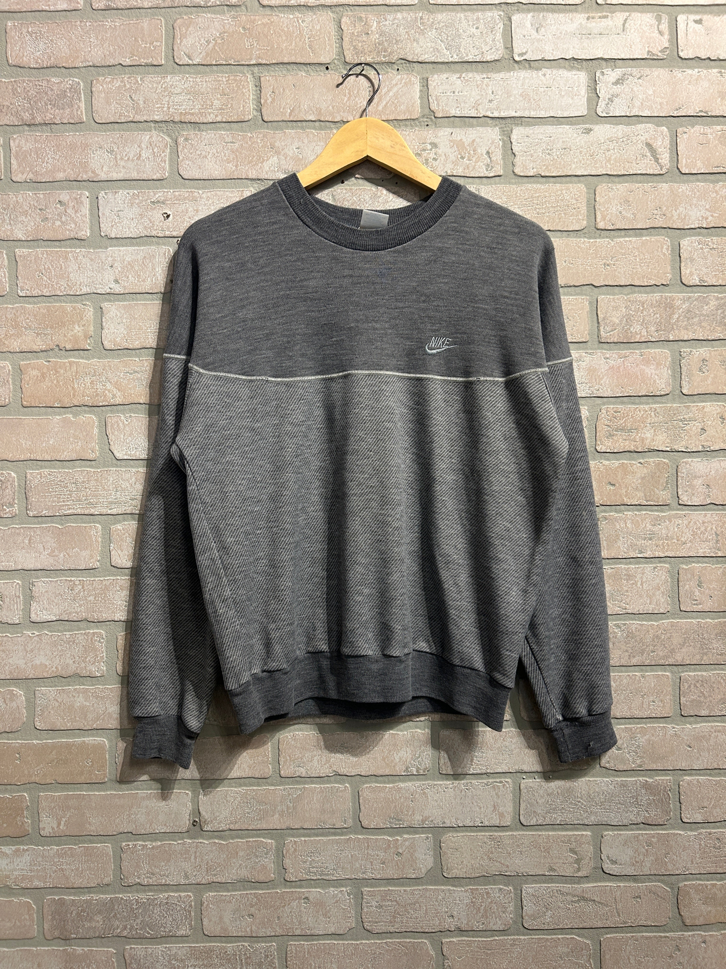 Vintage 80’s Nike Crewneck L