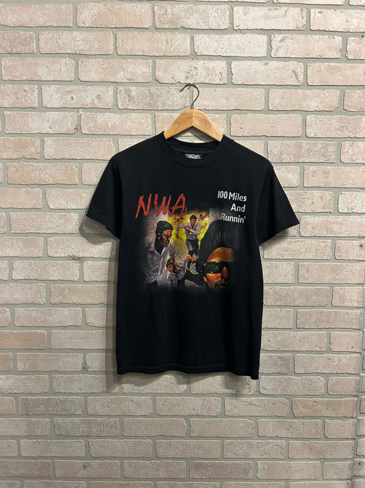 Small 06’ NWA Tee
