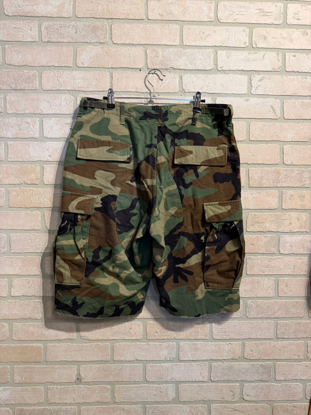 Vintage Camo Shorts 34