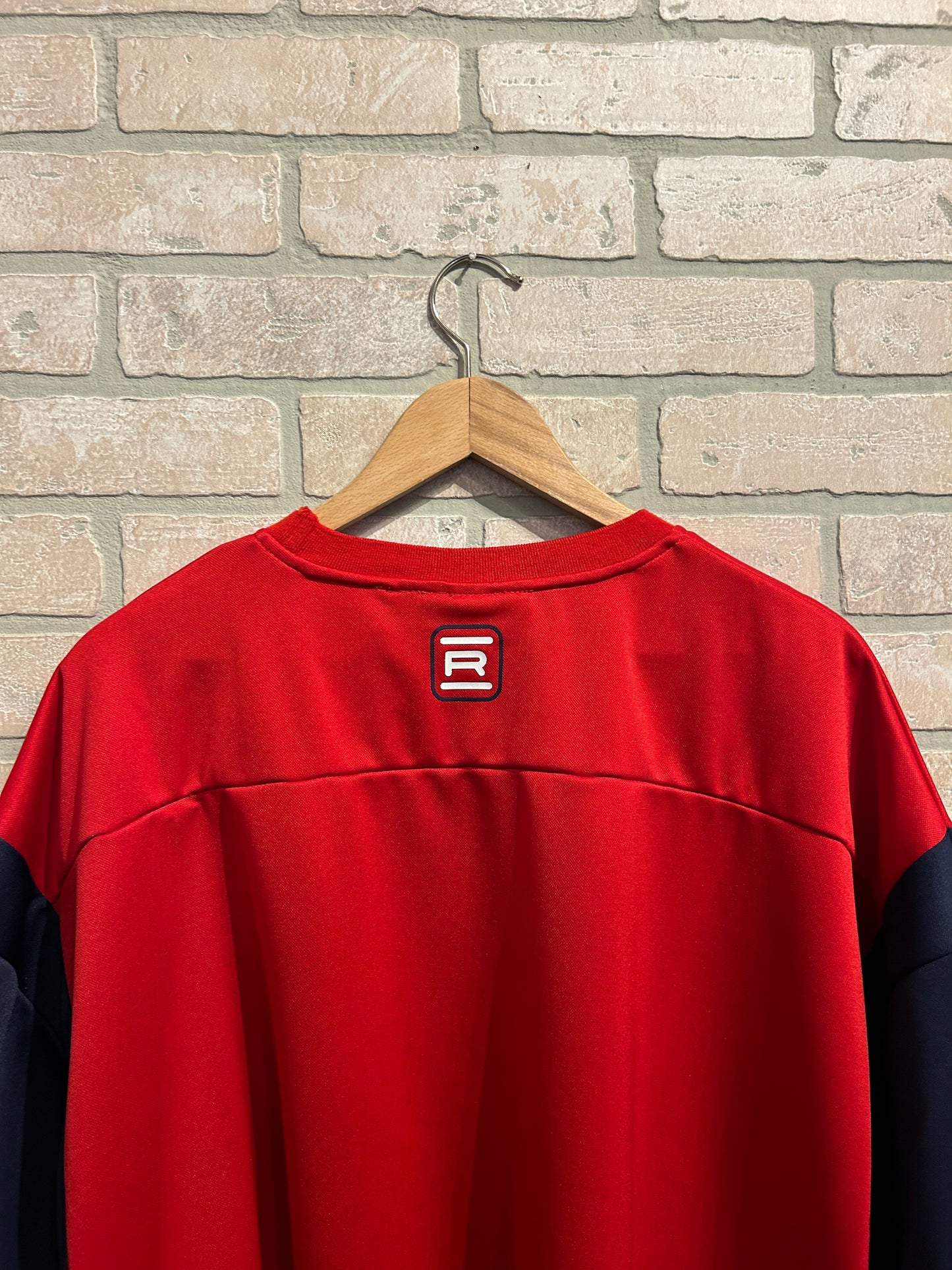 The GvGallery/Raspberry Tee